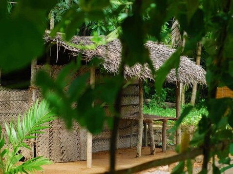 5 Star Hotels In Galle Book Your Stay 12653 Goibibo When you are wondering where to call home while exploring in galle, travelocity features a broad selection of inspiring options. goibibo
