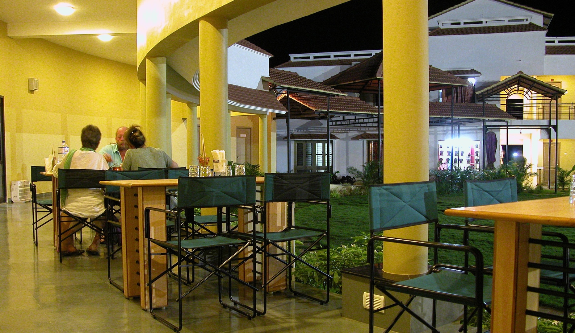 Book Country Club Group Hotels Online Cities Goibibo