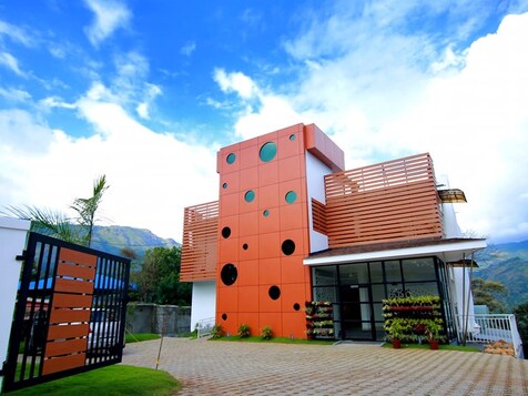 Palmtree Leaf Munnar Munnar At 2594 Reviews Photos Offer