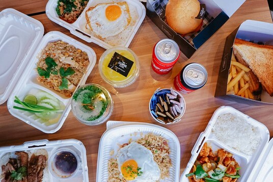 Holiday Inn Express Bangkok Sukhumvit 11 Sha Plus Hotel Bangkok At 2992 Reviews Photos Offer