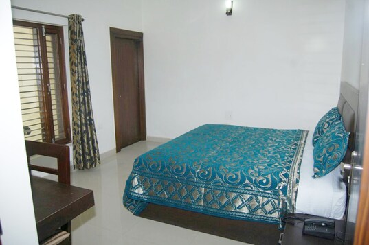 Best Home Stay in Agra