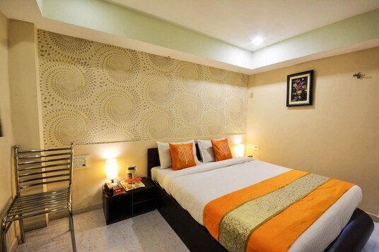Hotel Blue Moon Ahmedabad At 1399 Reviews Photos Offer