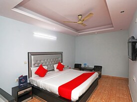 Book 2067 Oyo rooms hotels Online in 306 Cities