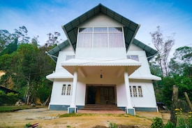 Book 2067 Oyo rooms hotels Online in 306 Cities