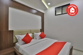Book 2067 Oyo rooms hotels Online 306 Cities