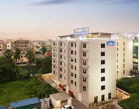 Howard Johnson by Wyndham, Kolkata Airport