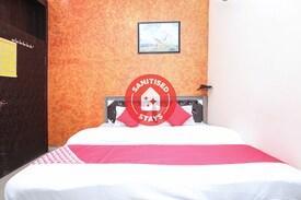 Book 2067 Oyo rooms hotels Online 306 Cities