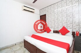 Book 2067 Oyo rooms hotels Online in 306 Cities