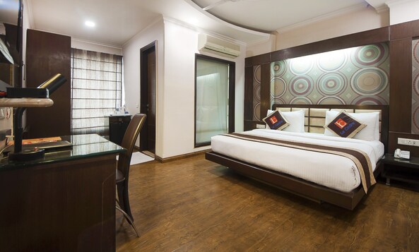hotel-img